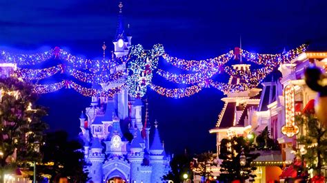 5 Bonnes Raisons De Venir Célébrer Noël à Disneyland Paris