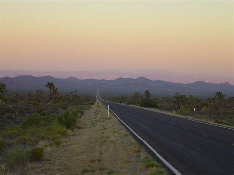 Mojave Desertsunset Joshua Tree Highway Desert Sunset Sunset
