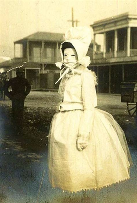34 Really Creepy Vintage Photos That Will Give You Nightmares ~ Vintage