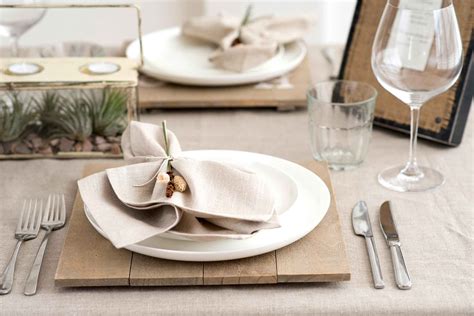 The arrangement for a single diner is called a place setting. Thanksgiving Table Setting Tips for Hosts | Reader's Digest