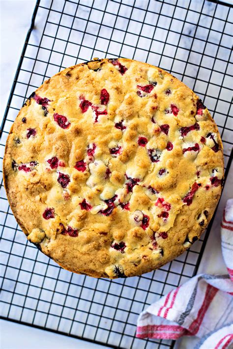 Easy Cranberry Christmas Cake Life Love And Good Food