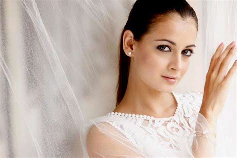 dia mirza bollywood actress biography and unseen snaps