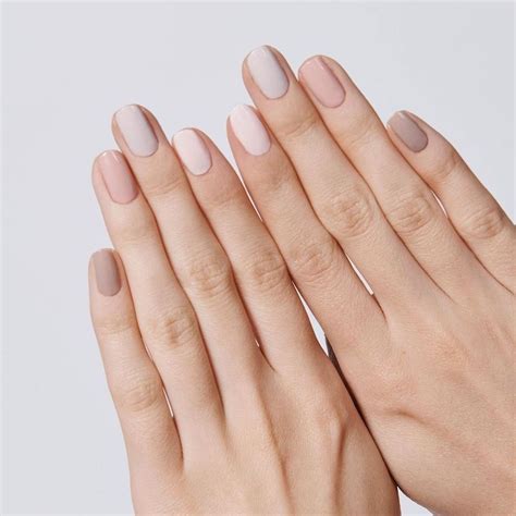 38 chic nude nail designs that are always in style