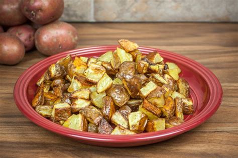 We've tested and retested every variable, from cut size to potato type to boiling and roasting methods. How to Make Oven Roasted Red Potatoes | LEAFtv