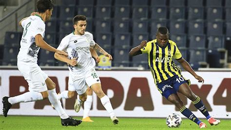 Bu sonucun ardından fenerbahçe puanını 17'ye yükseltirken, konyaspor ise 12 puanda kaldı. Fenerbahçe - Konyaspor: 0 - 2 - Futbol Spor Haberleri