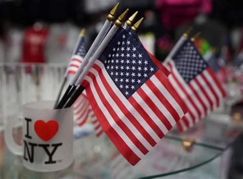 New York Souvenirs What To Buy In New York As A Tourist Christine Abroad