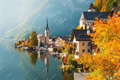 Premium Photo Hallstatt Village In Austrian Alps Beautiful Autumn