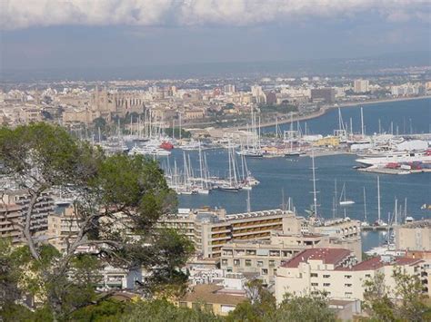 The 10 Most Beautiful Coastal Towns In Spain To Visit