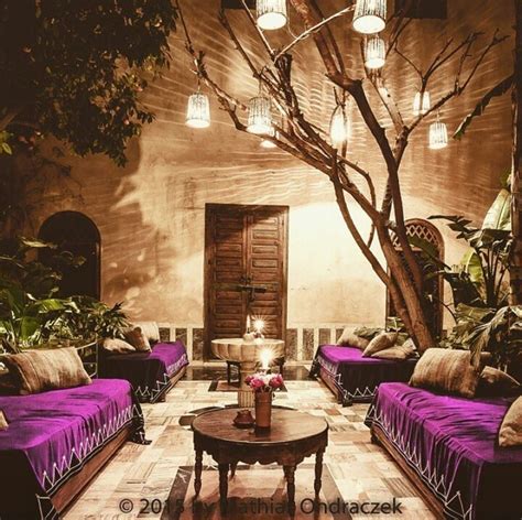 33 Gorgeous Moroccan Patio Decor Ideas To Beautify Your Outdoor Decor