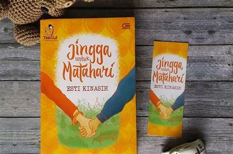 Untuk aplikasi baca novel terbaik selanjutnya adalah google play books, kalian sudah tahukan? Wajib Baca! 7 Novel Romantis Indonesia Terbitan Januari 2017 yang Dijamin Bikin Baper - CewekBanget