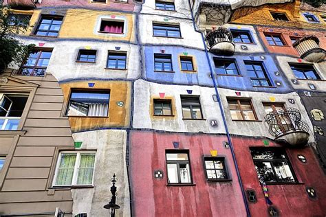 Kostenlose Hundertwasser Und Hundertwasserhaus Bilder Pixabay