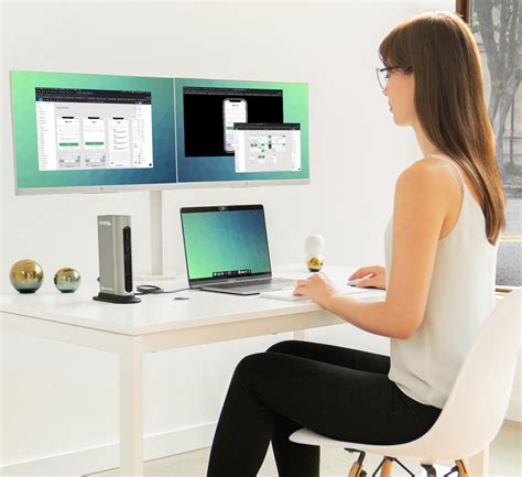 This Plugable Dock Can Power Your Laptop Run Two 4k Monitors Plus It