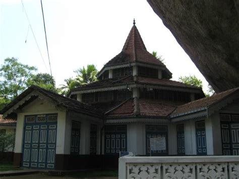 13:28 let's play temple run online. Varana Rajamaha Viharaya, Kalagedihena - Tripadvisor
