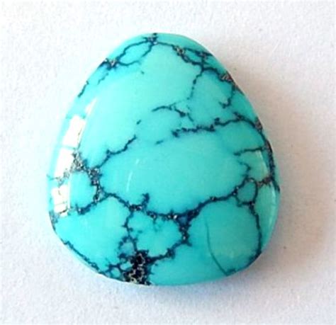 How To Tell The Difference Between Turquoise And Dyed Howlite Gem