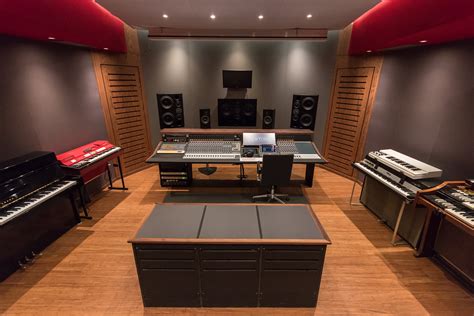 Tutustu 83 Imagen Recording Studio Control Room Abzlocal Fi