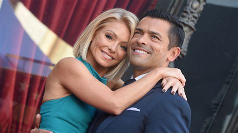 Watch Access Hollywood Highlight Kelly Ripa Reveals She And Husband Mark Consuelos Have Sexual