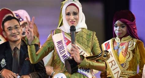 In Pics Beauty In Burkha Tunisian Woman Wins Muslim Beauty Pageant News Nation