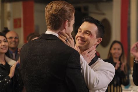 See The Pictures From Ian And Mickeys Wedding On Shameless Popsugar Entertainment Uk Photo 13
