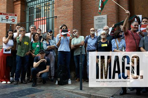 Journalists Protest Against A Gag Order On Reflets Journalists Gathered With A Gag On The Mouth