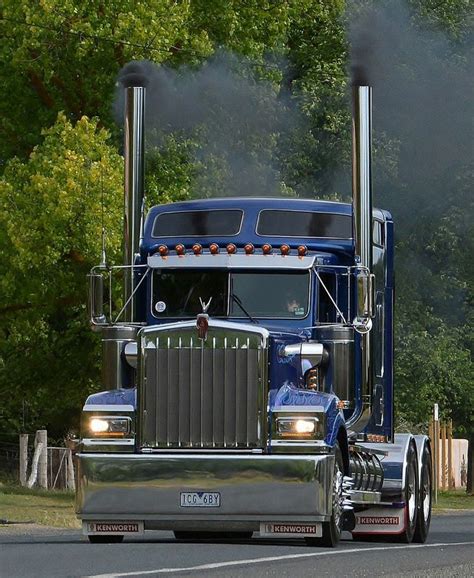 Kenworth Show Trucks Big Rig Trucks Cars Trucks Truck Drivers Heavy