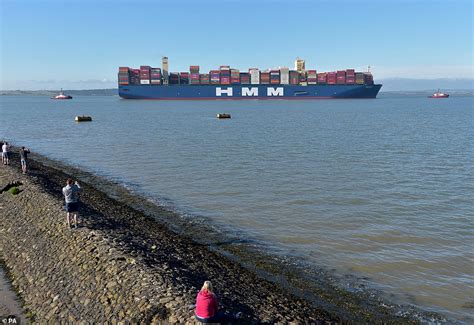 You can also check the schedule, technical details and many more. World's biggest container vessel HMM Algeciras arrives in ...