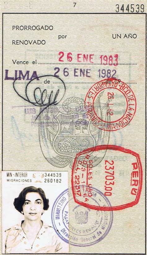 Peru Passport Photo 1982 Gladys Meri73 Flickr