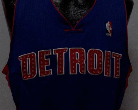 A rough mock design for the new detroit pistons mascot. Detroit Pistons Mascot - Enlighted Designs