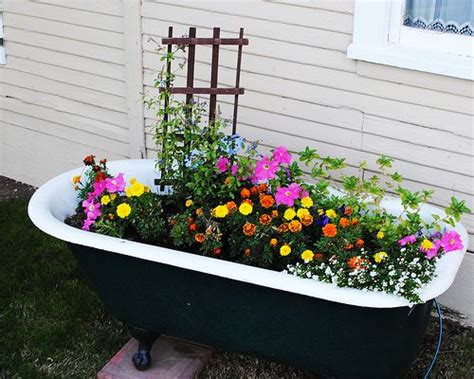 Ive Always Wanted Bathtub With Flowers In It Garden Tub Garden
