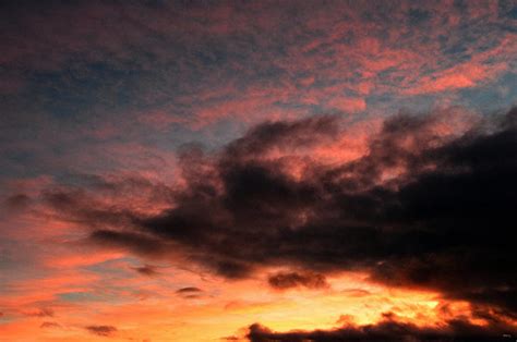 Sky Moods Chasing The Midnight Sun Photograph By Glenn Mccarthy Art