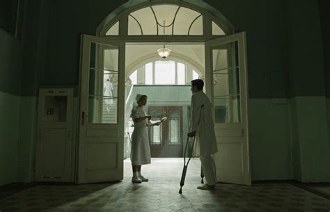 A Cure For Wellness 2017 Pictures Trailer Reviews News Dvd And