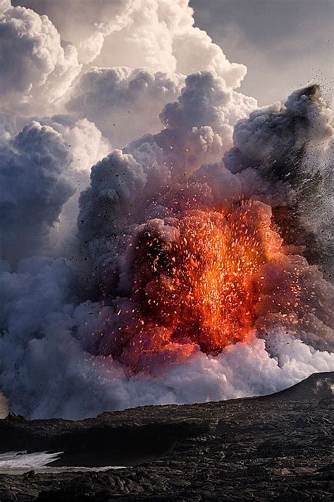 Kilauea Volcano Eruption Hawaii Volcanoes National Park Big Island Of