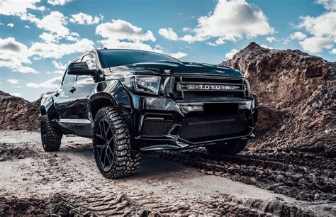 Accentuate your vehicle's styling and protect it from damage at the same time. Renegade Toyota Tundra body kit | Tuning Empire