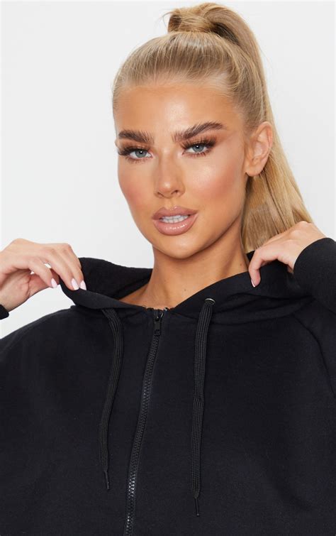 Prettylittlething Black Zip Up Cropped Hoodie Prettylittlething