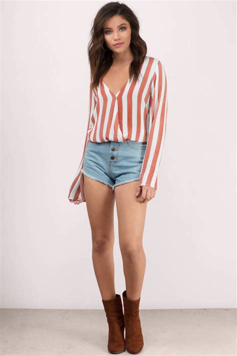 Lucy Striped Bell Sleeve Top In Rust And White 56 Tobi Us