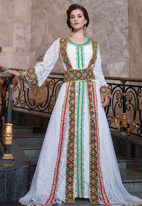 The Beauty Of Arab Traditional Attire Of North Africa Traditional Attire Arab Fashion