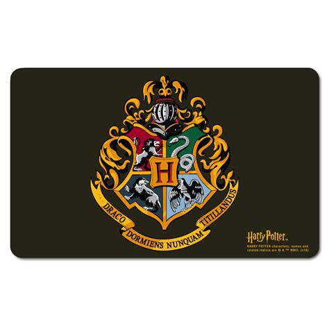 Maybe you would like to learn more about one of these? Hogwarts Logo - Harry Potter - Frühstücksbrettchen HARRY ...