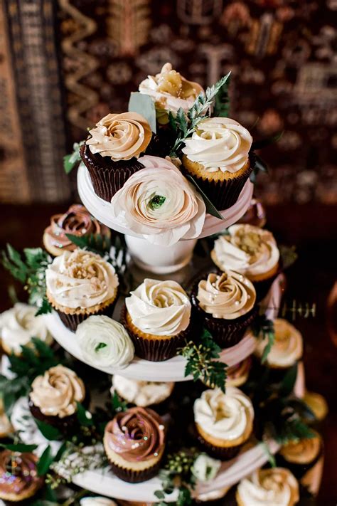 19 Cupcake Wedding Cake Ideas For A Unique Take On The Trendy Treat
