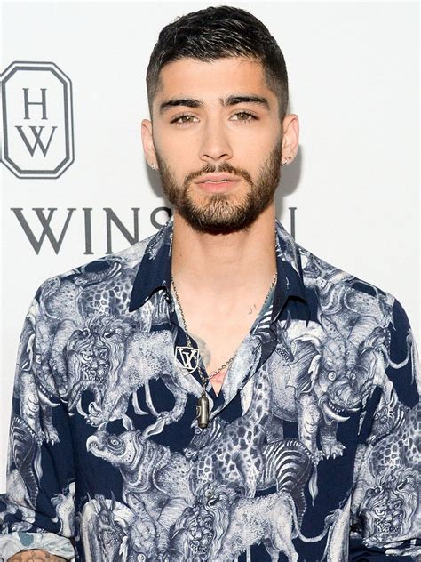 Zayn Malik Becomes The First Former One Direction Member To Win An Mtv