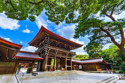 The Meiji Shrine An Oasis Of Zen In The Center Of Bustling Tokyo