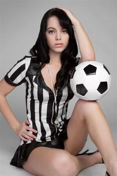Arbitre Sexy Du Football Photo Stock Image Du Femelle 12499028