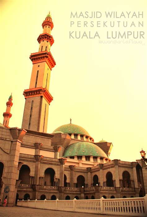 Masjid wilayah persekutuan adalah salah sebuah masjid yang utama di kuala lumpur, malaysia. Masjid Wilayah Persekutuan Kuala Lumpur | I went to this ...