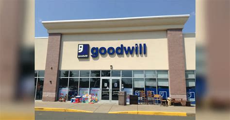 Donate These 11 Surprising Items To Goodwill Today