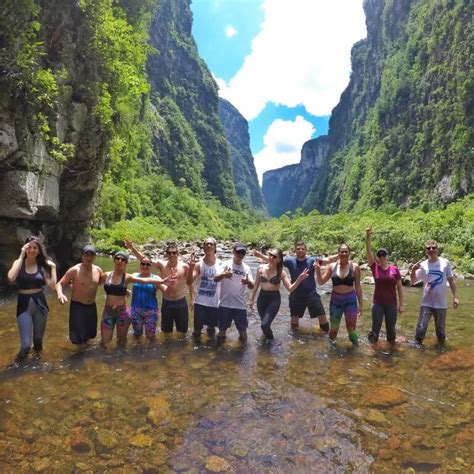 A famosa gramado, no rio grande do sul, vai manter a tradição na terceira onda de frio neste inverno, com termômetros na casa do zero grau. Trilha do Rio do Boi, Parque Nacional Aparados da Serra ...