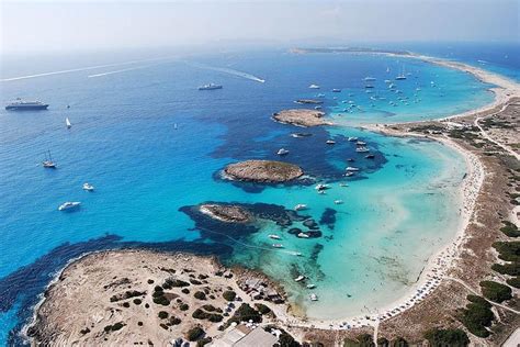 Excursion D’une Journée à Formentera Au Départ D’ibiza En Catamaran Privé De Luxe 2023