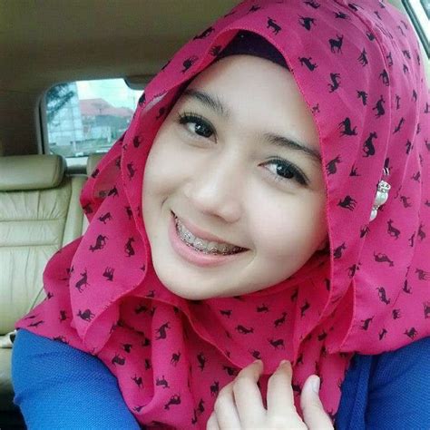 Selain lucu niken juga jago nyanyi. Kumpulan Foto Wanita Cantik Berhijab | LIAT AJA