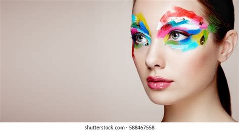Beautiful Woman Face Perfect Makeup Beauty Stock Photo 588467558