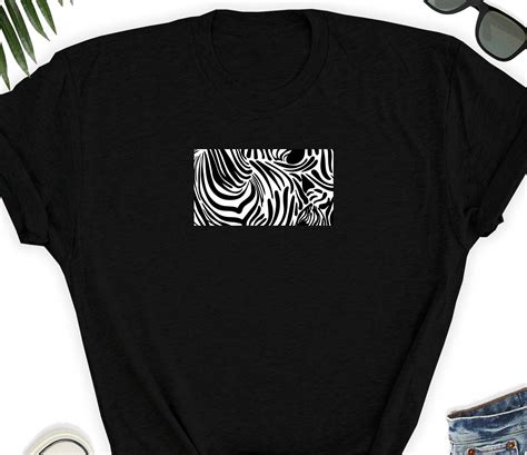 Zebra Shirt Zebra Lover T Shirt Zebra Lover Tee Zebra Etsy