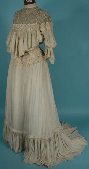 Alibaba.com offers you an array of unforgettable. Antique Dress - Item for Sale