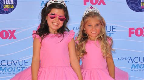 Sophia Grace And Rosie Are All Grown Up In Final Ellen Show Appearance Womenworking