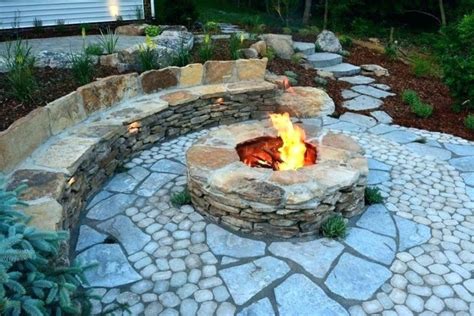 40 Best Flagstone Patio Ideas With Fire Pit Hardscape Designs Fire